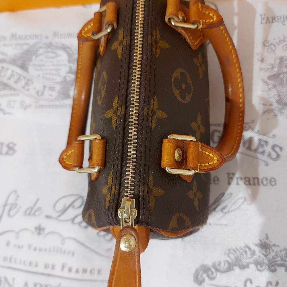 πSOLDπ Louis Vuitton Monogram Speedy Mini Sac HL - Picture 8 of 16